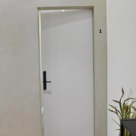 Apartman Galeria's Rooms, Tirana, Self Check-in Tirana