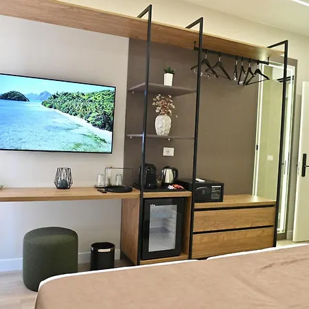 Galeria's Rooms, Tirana, Self Check-in 地拉那