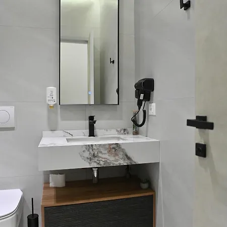 Galeria's Rooms, Tirana, Self Check-in * 地拉那