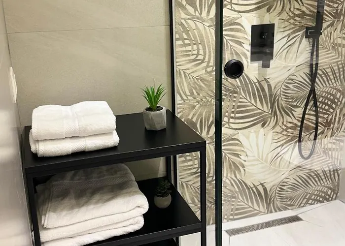 アパート Galeria's Rooms, Tirana, Self Check-in ティラナ