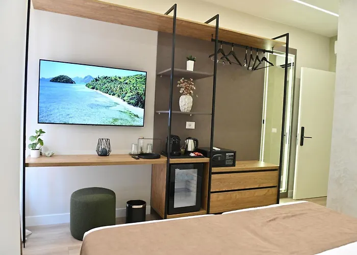 Galeria's Rooms, Tirana, Self Check-in ティラナ