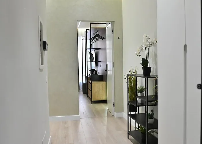 Galeria's Rooms, Tirana, Self Check-in شقة *
