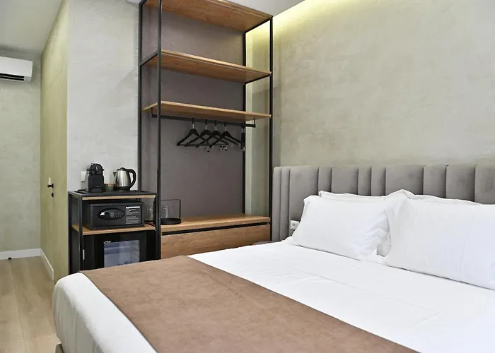Galeria's Rooms, Tirana, Self Check-in ティラナ